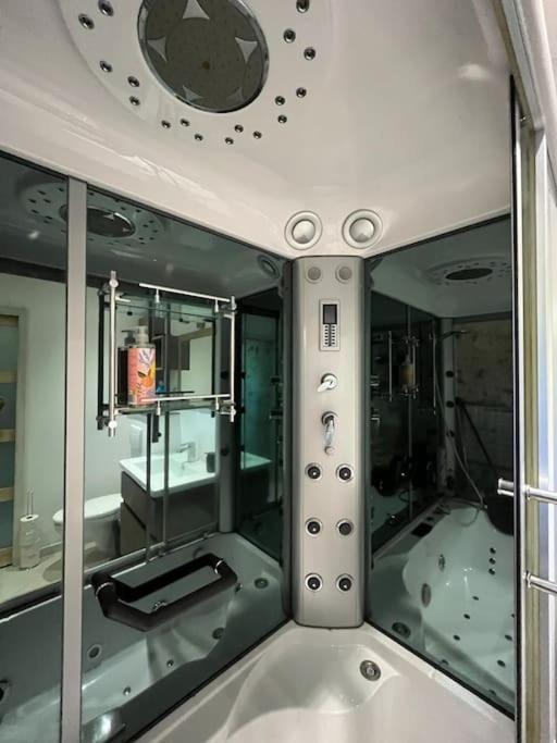 Holiday home - 7 Pers Avec Jacuzzi - L'arche