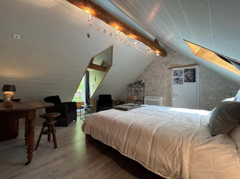 - 7 Pers Avec Jacuzzi - L'arche